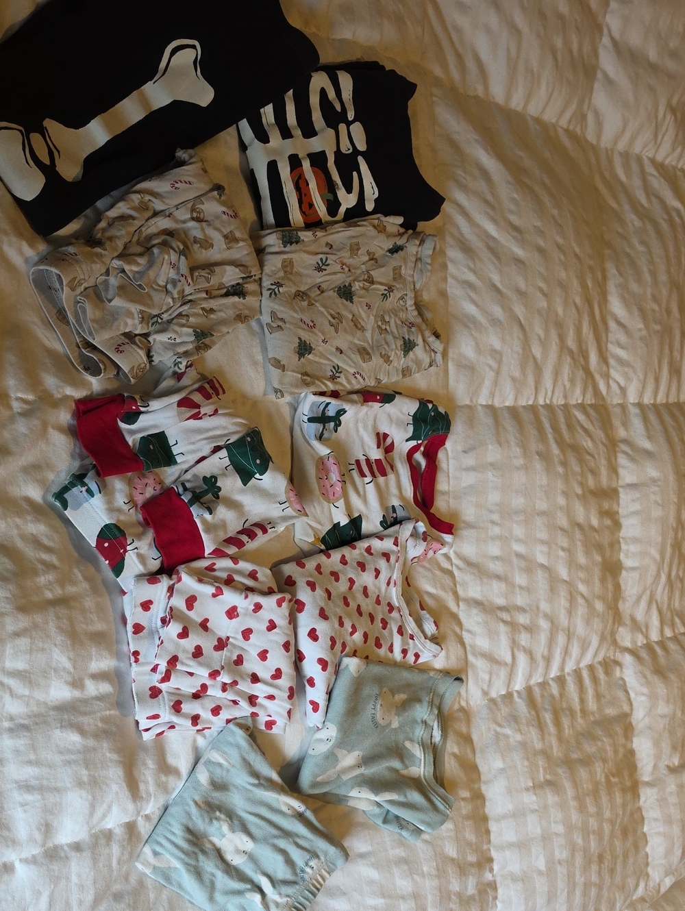 Kids Holiday Pajamas 5 Pairs